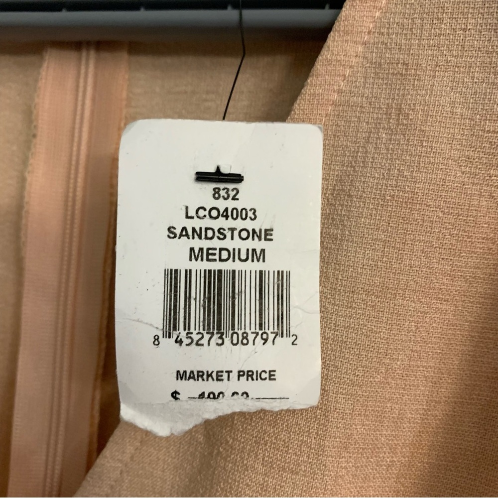 Lucca Couture sandstone romper size Medium NWT - Picture 4 of 5